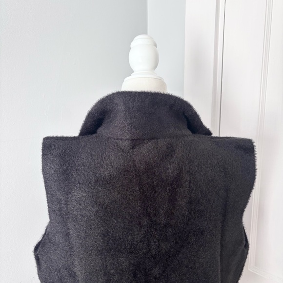 Maeve Brushed Knit Vest Pullover Crop Boxy Soft Knit Heavy Thick Anthropologie - Picture 6 of 7